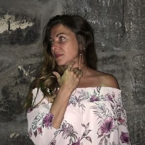 Meet your Posher, Cynthia